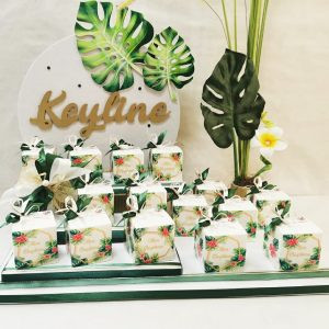 Modèle Baptême Tropical feuille