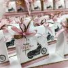Modèle Moto Rose poudré moto rose 2 scaled