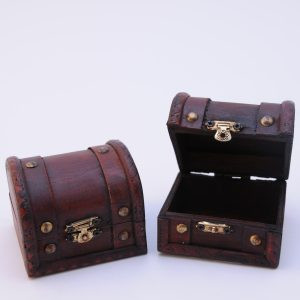 Coffre en bois